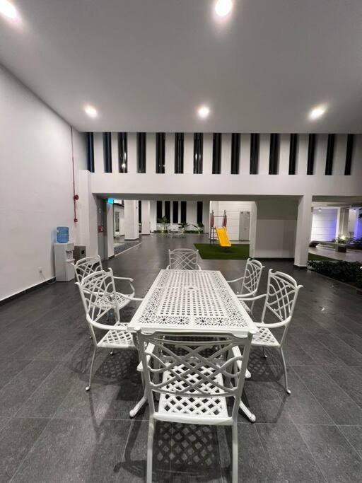 Pangsapuri Homefeel Netflix Youtube Wifi 5min Drive To Desapark