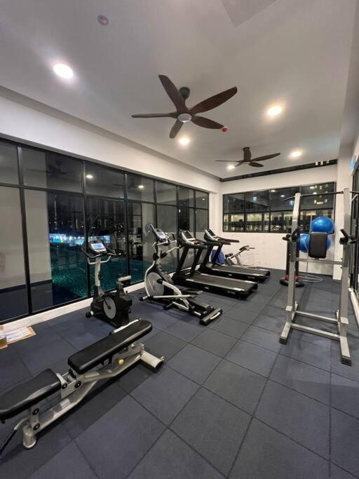 Homefeel Netflix Youtube Wifi 5min Drive To Desapark Kuala Lumpur